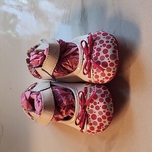 Robeez 6-9 Shoes